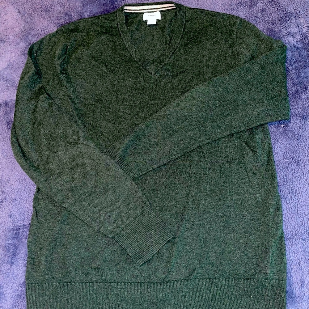 New old navy mens forest green v neck sweater